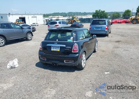 2013 Mini Hardtop Cooper S из США, поврежденный, VIN WMWSV3C54DT476370